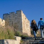 Historias de Amor en la Tierra Prometida